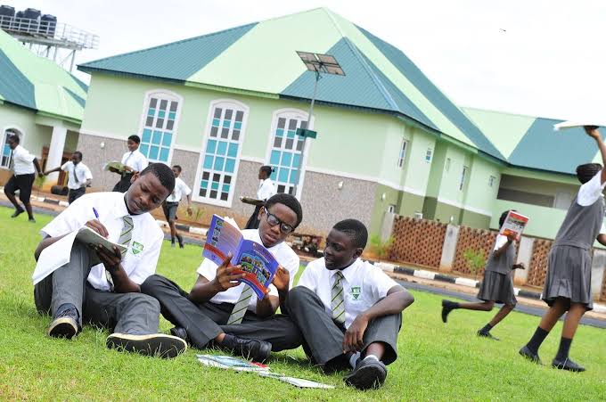 Master Care students learning together